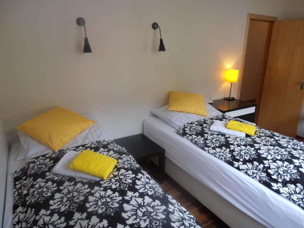 Giljur Guesthouse Вик Экстерьер фото
